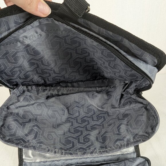 Delsey Hanging Toiletry Organizer Travel Bag Trifold Black Pocket Magnetic Close - Picture 5 of 7